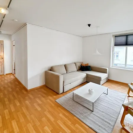 Family & Business Friendly 2br By 31 Appartement