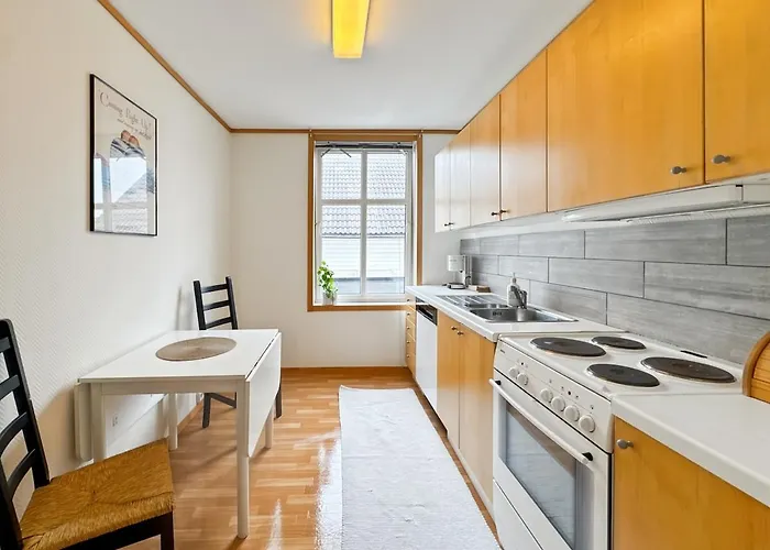 아파트 Family & Business Friendly 2br By 31