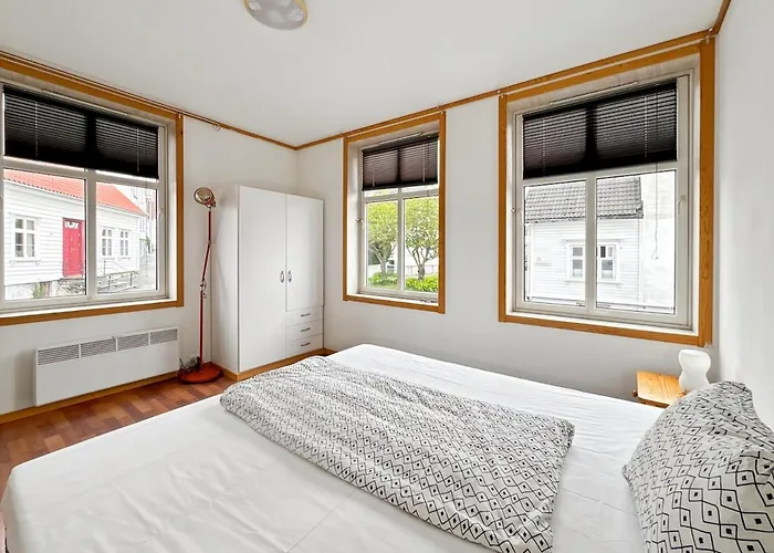 아파트 Family & Business Friendly 2br By 31